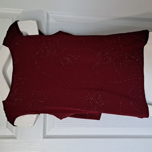 Suzy Shier Sparkly Red Top - Picture 5 of 7
